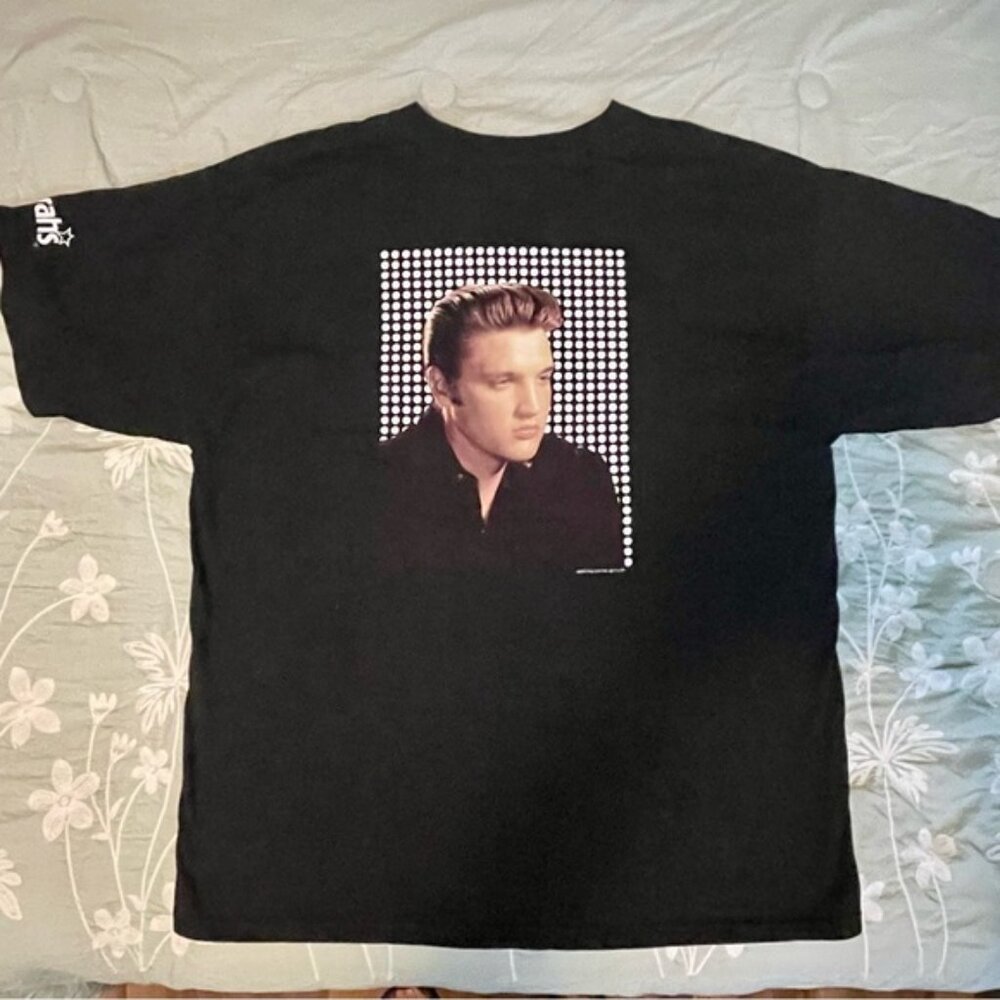 Vtg. Elv1s #1 Hits Gildan Harrah’s 2002 Young Elvis Presley Back Photo Tee Xl